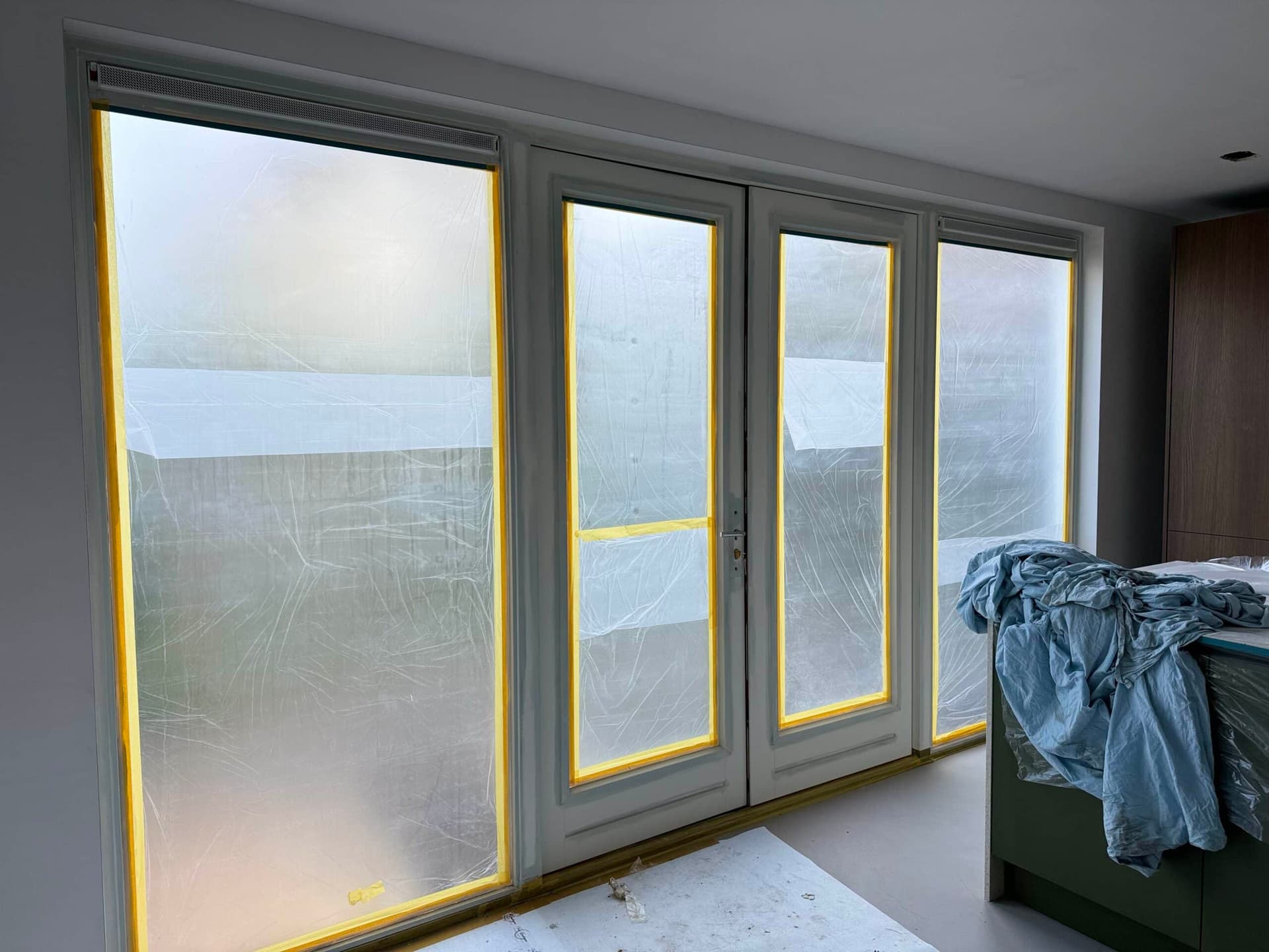 Deuren laten spuiten